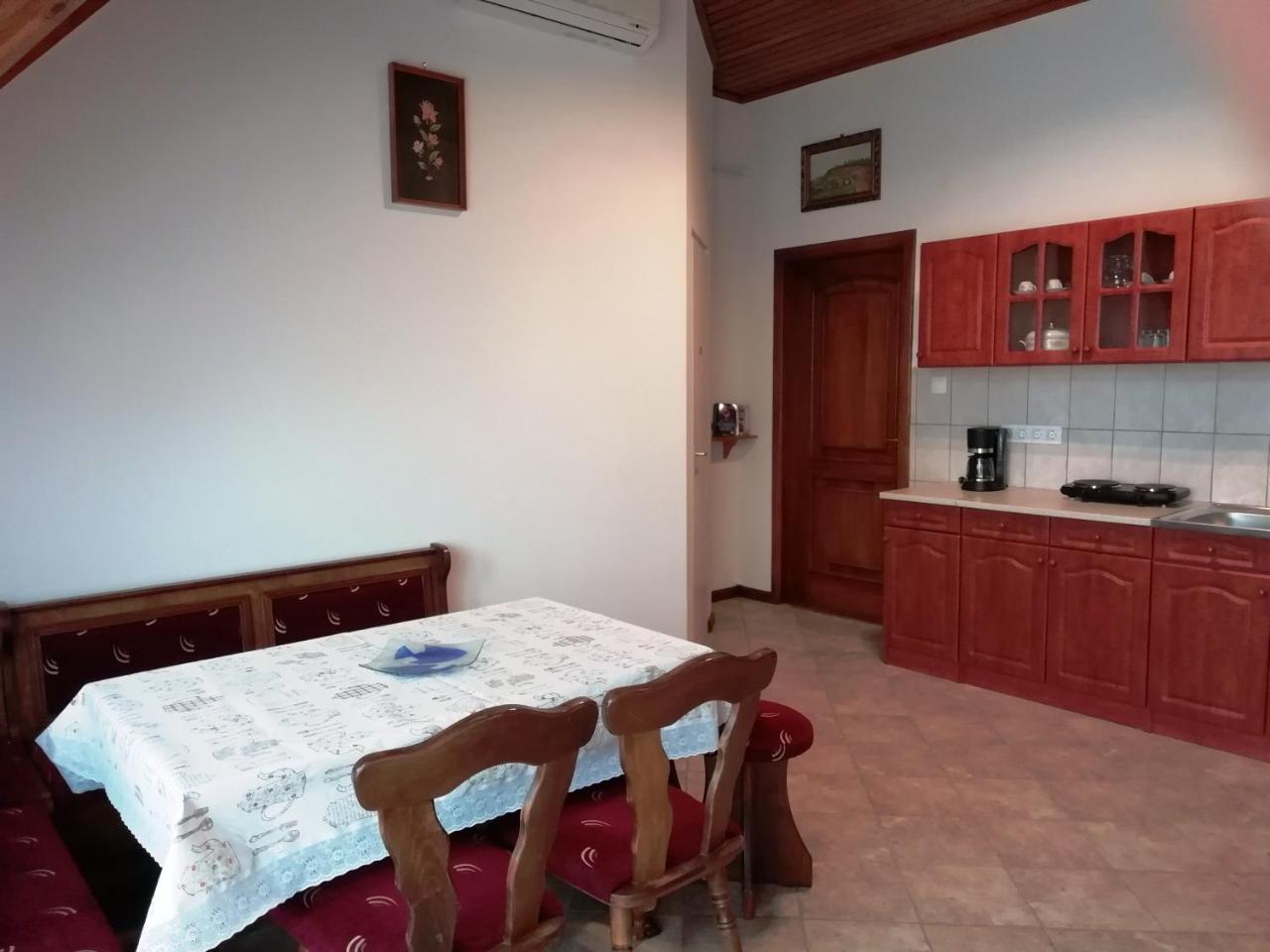 Balla Apartmanhaz شيوفوك المظهر الخارجي الصورة